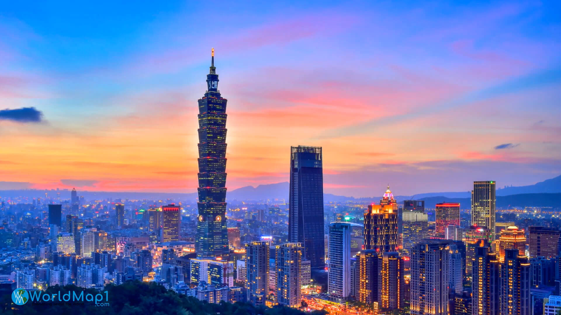 Taipei 101 dans la nuit